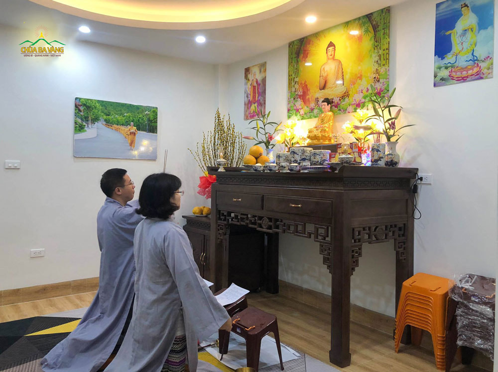 Nên Đi Chùa Tụng Kinh Tu Tập Hay Tu Tại Gia Tụng Kinh Niệm Phật?